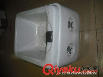 洗腳盆 足浴桶 亞克力洗腳盆工廠|亞克力足浴盆|厚度5MM|尺寸56X46X37CM|內(nèi)高20圖片|洗腳盆 足浴桶 亞克力洗腳盆工廠|亞克力足浴盆|厚度5MM|尺寸56X46X37CM|內(nèi)高20產(chǎn)品圖片由廣州語(yǔ)桐康體設(shè)備公司生產(chǎn)提供-